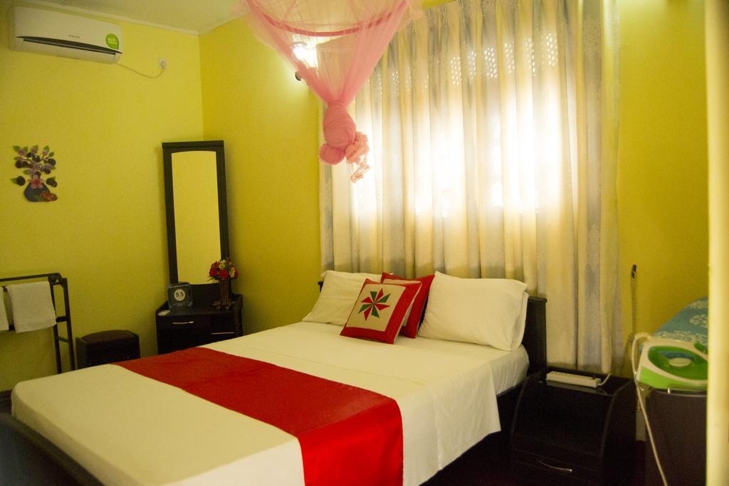 Sigiri Sithru Home Stay Sigiriya Bagian luar foto