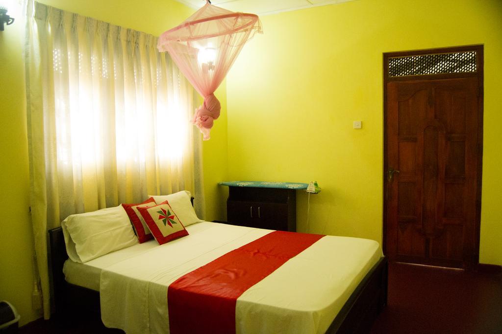 Sigiri Sithru Home Stay Sigiriya Bagian luar foto